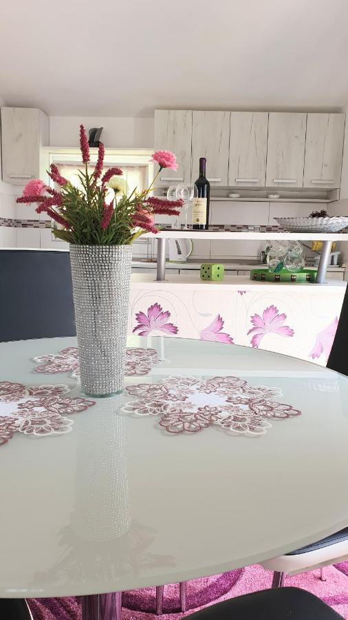 Apartment Jelena Sutvara โกตอร์ ภายนอก รูปภาพ