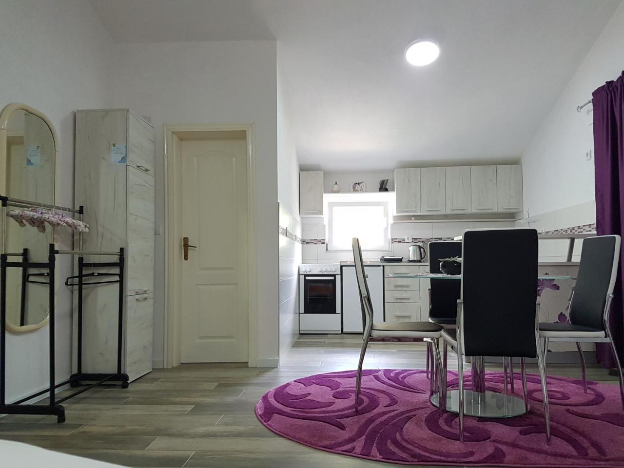 Apartment Jelena Sutvara โกตอร์ ภายนอก รูปภาพ